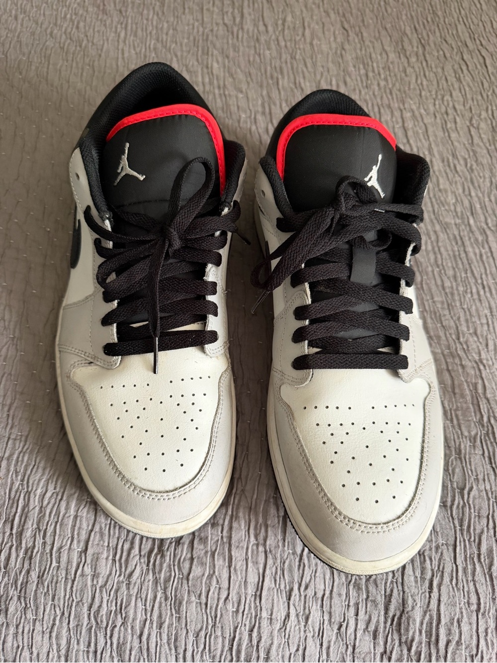 Jordan Low Top Sneakers in White, Black & Red
